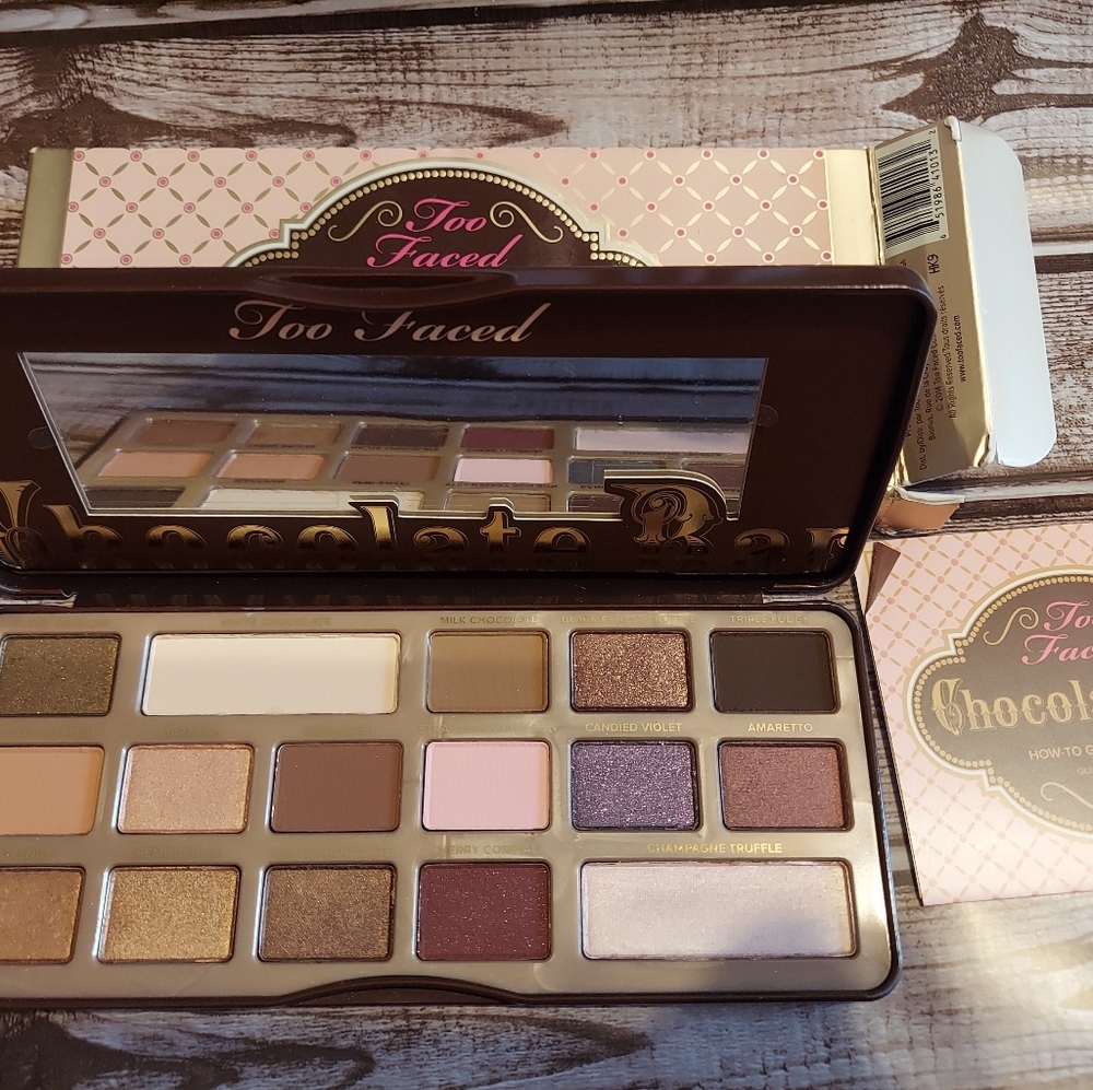 NIB Too Faced Chocolate Bar Palette